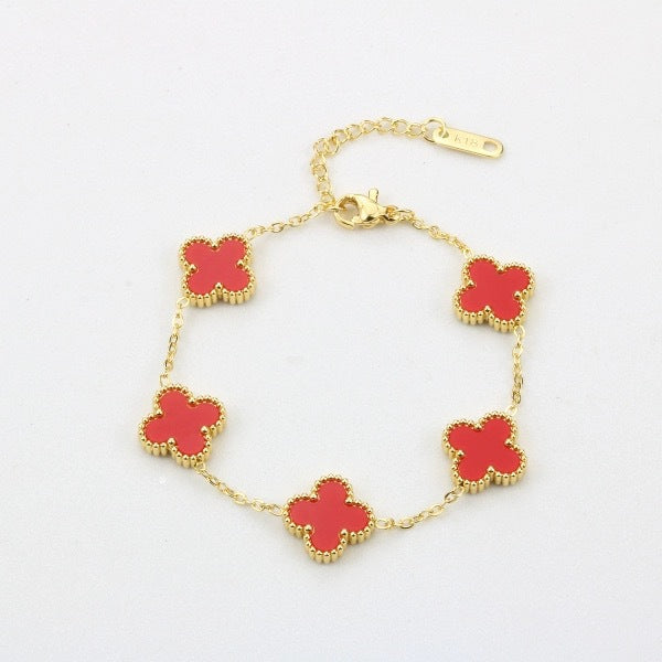 Four leaf clover bracelet