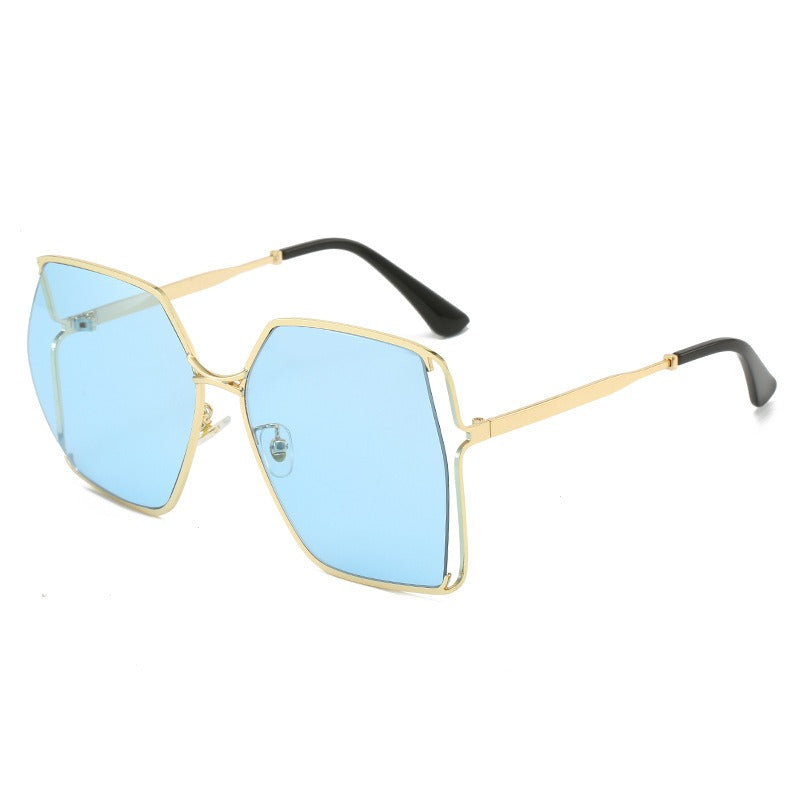 Trendy large frame sunglasses