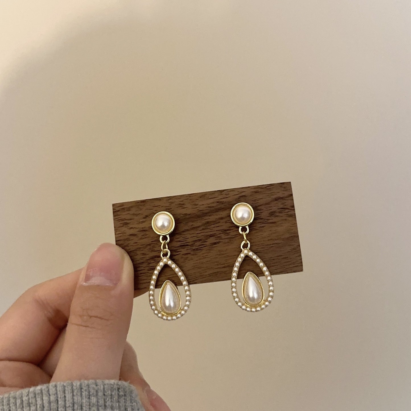 Droplet earrings