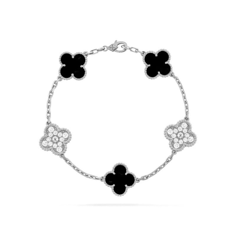 Four leaf clover bracelet