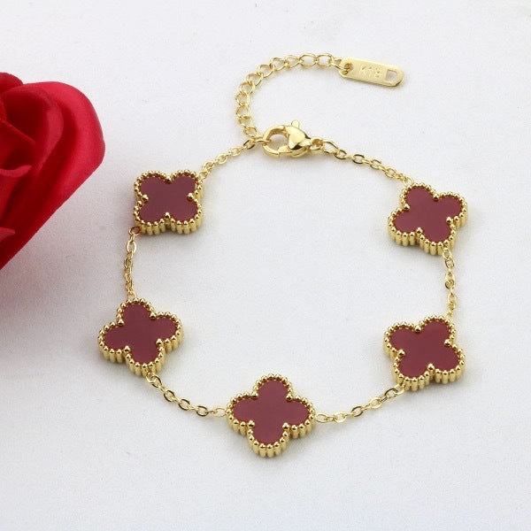 Four leaf clover bracelet