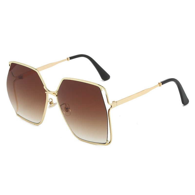 Trendy large frame sunglasses