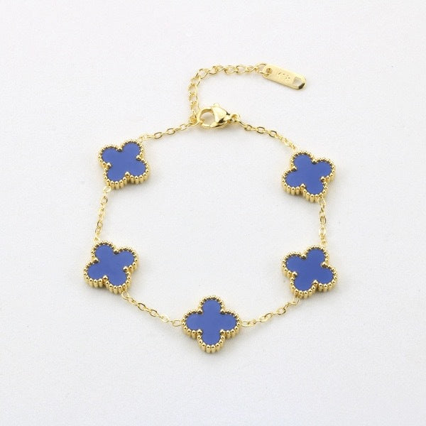 Four leaf clover bracelet