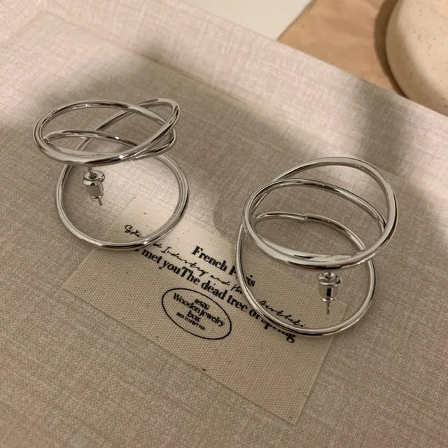 Circle Wrapping Lines Earrings