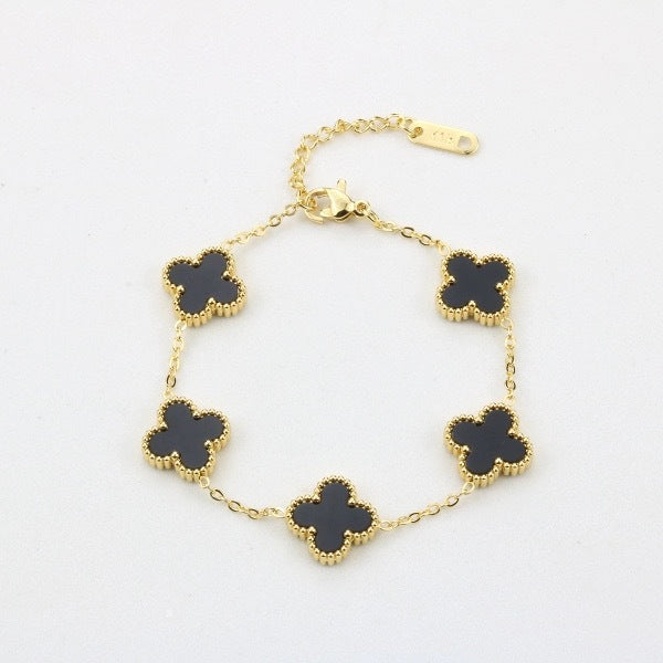 Four leaf clover bracelet